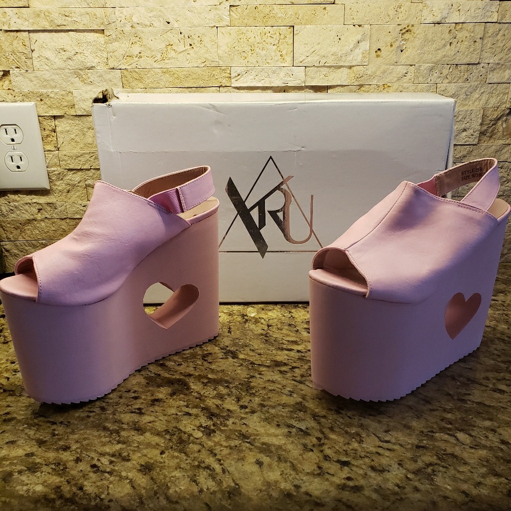 Y.R.U. X NIKKI LIPSTICK BB PLATFORMS